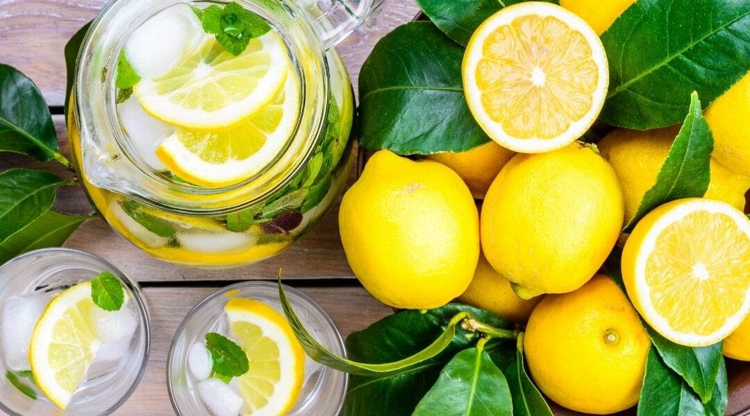 Wenn das Leben dir Zitronen schenkt, dann mach Limonade daraus